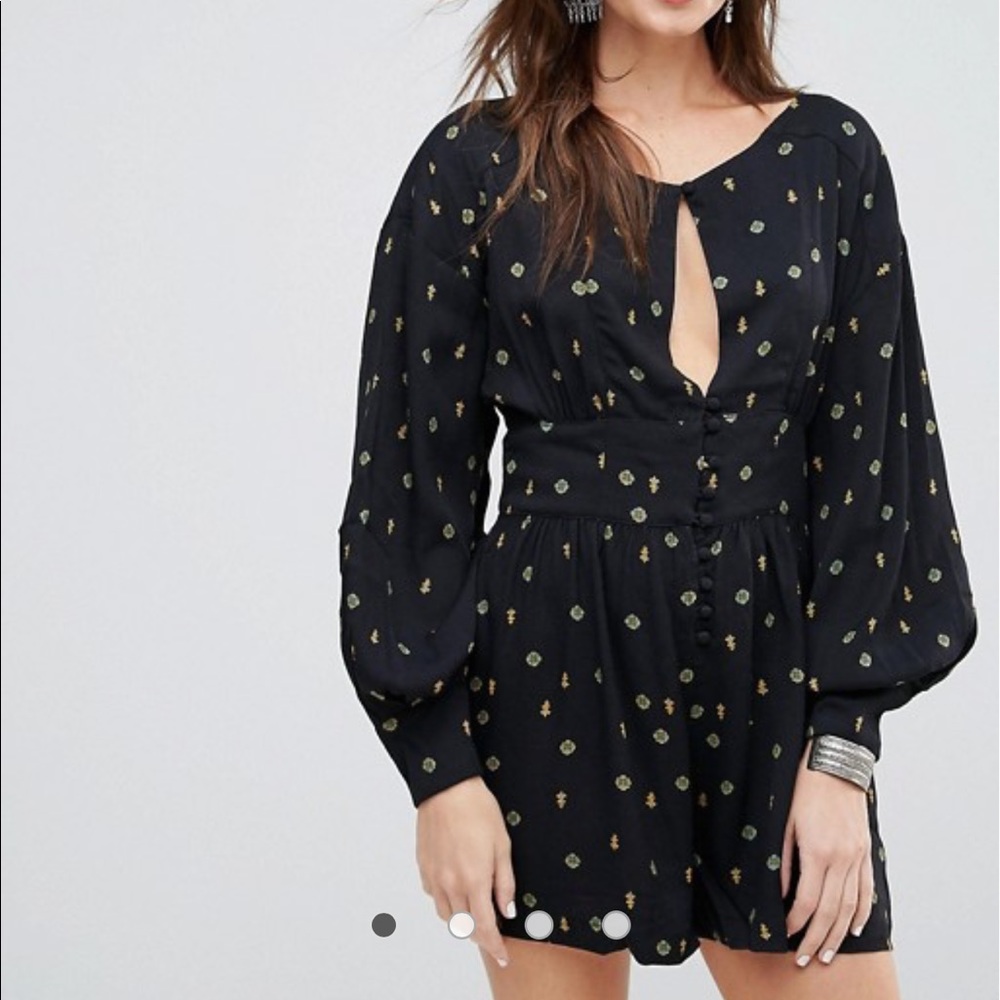 FREE PEOPLE Long Sleeve Romper Love Grows Shorts Romper Loose Fit Flowy K13 - Picture 2 of 10